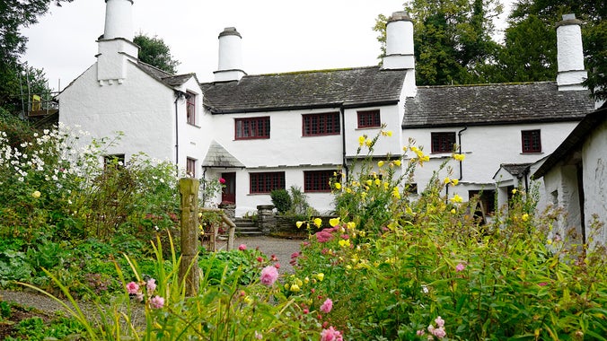 Townend farmhouse and garden